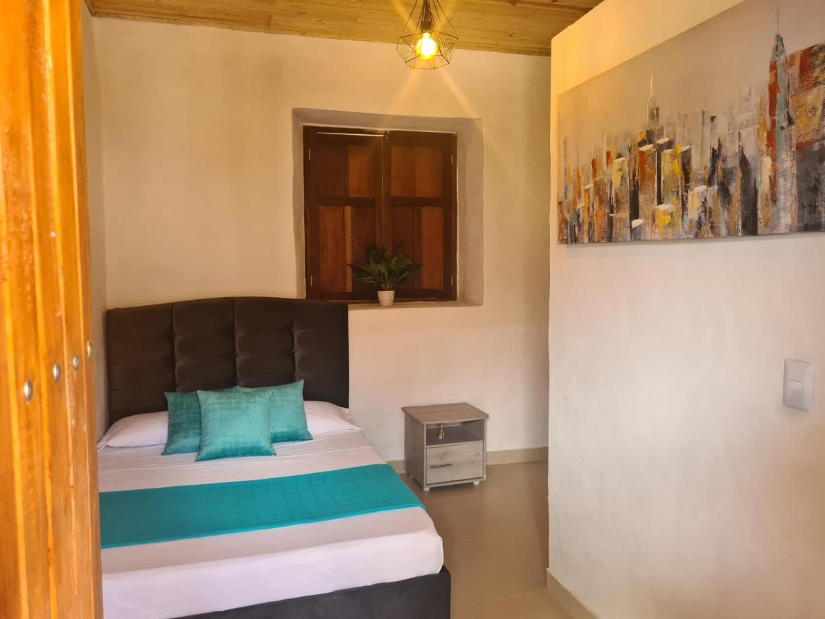 Hotel Alcazar Real Utica Екстер'єр фото