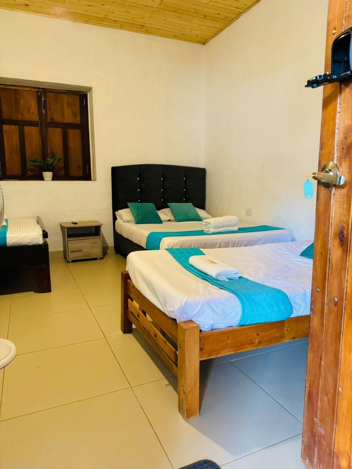 Hotel Alcazar Real Utica Екстер'єр фото